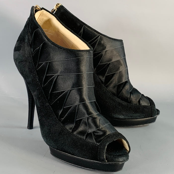 OSCAR DE LA RENTA Vintage Fall 2009 Size 6 Black Suede Satin Woven Stiletto Booties