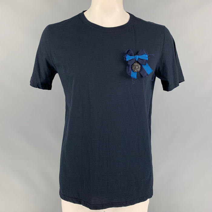 BURBERRY PRORSUM Size XL Navy Cotton Medal Bow Pin T-shirt