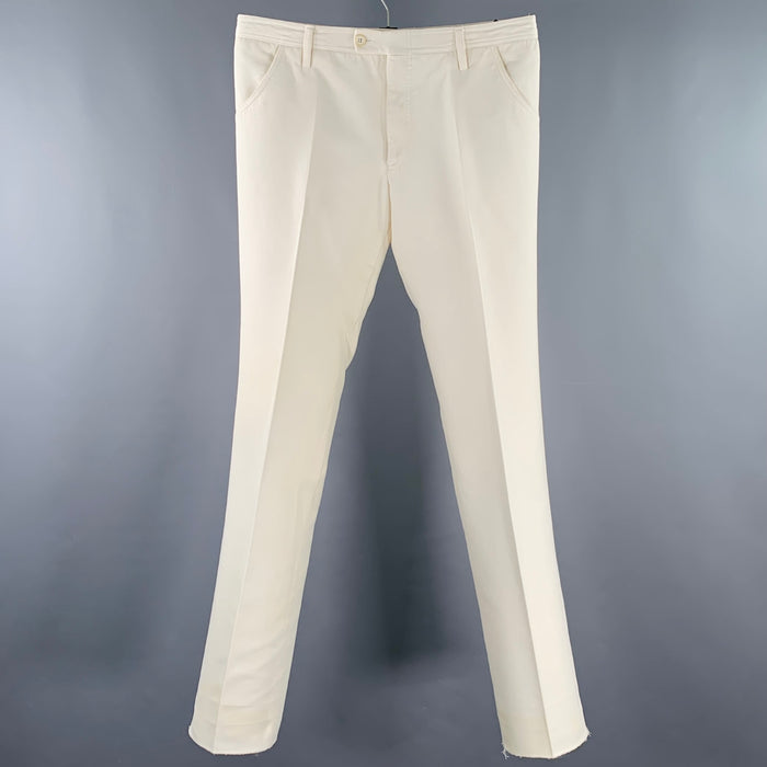 GUCCI Size 32 Cream Flat Front Dress Pants