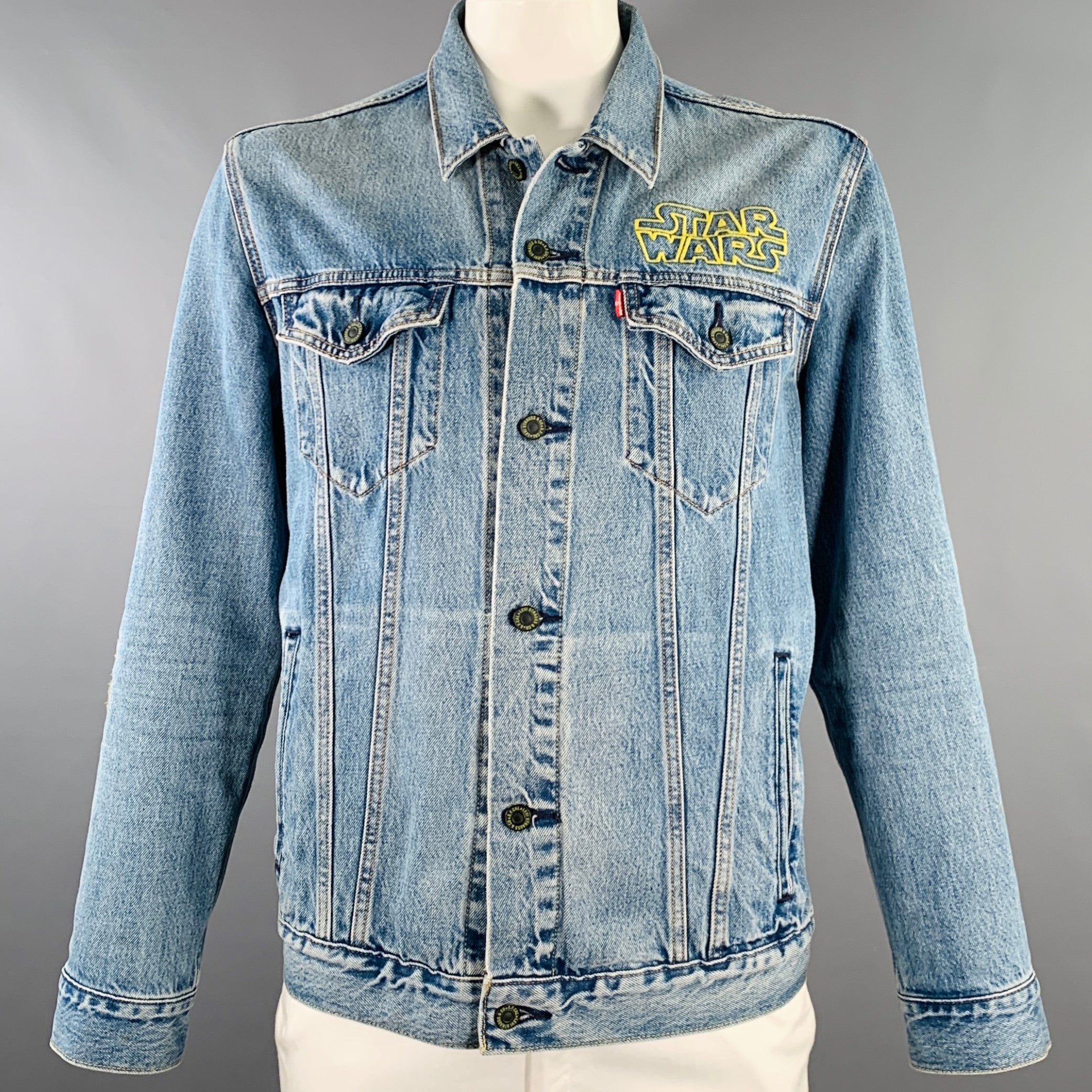 LEVI STRAUSS Size XL Blue Yellow Embroidery Cotton Trucker Jacket – Sui  Generis Designer Consignment