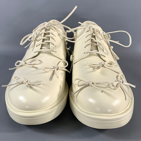 CAMPER Size 9.5 White Leather Lace Up Shoes
