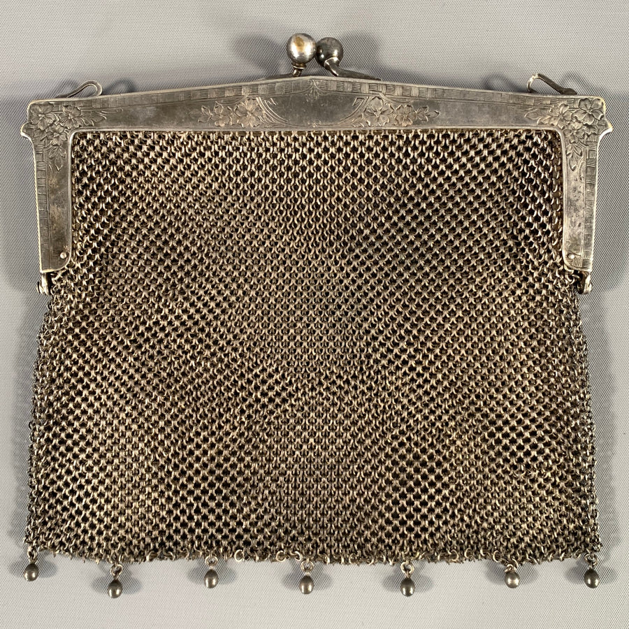 VINTAGE Silver Metallic Mesh Chain Clutch Bag