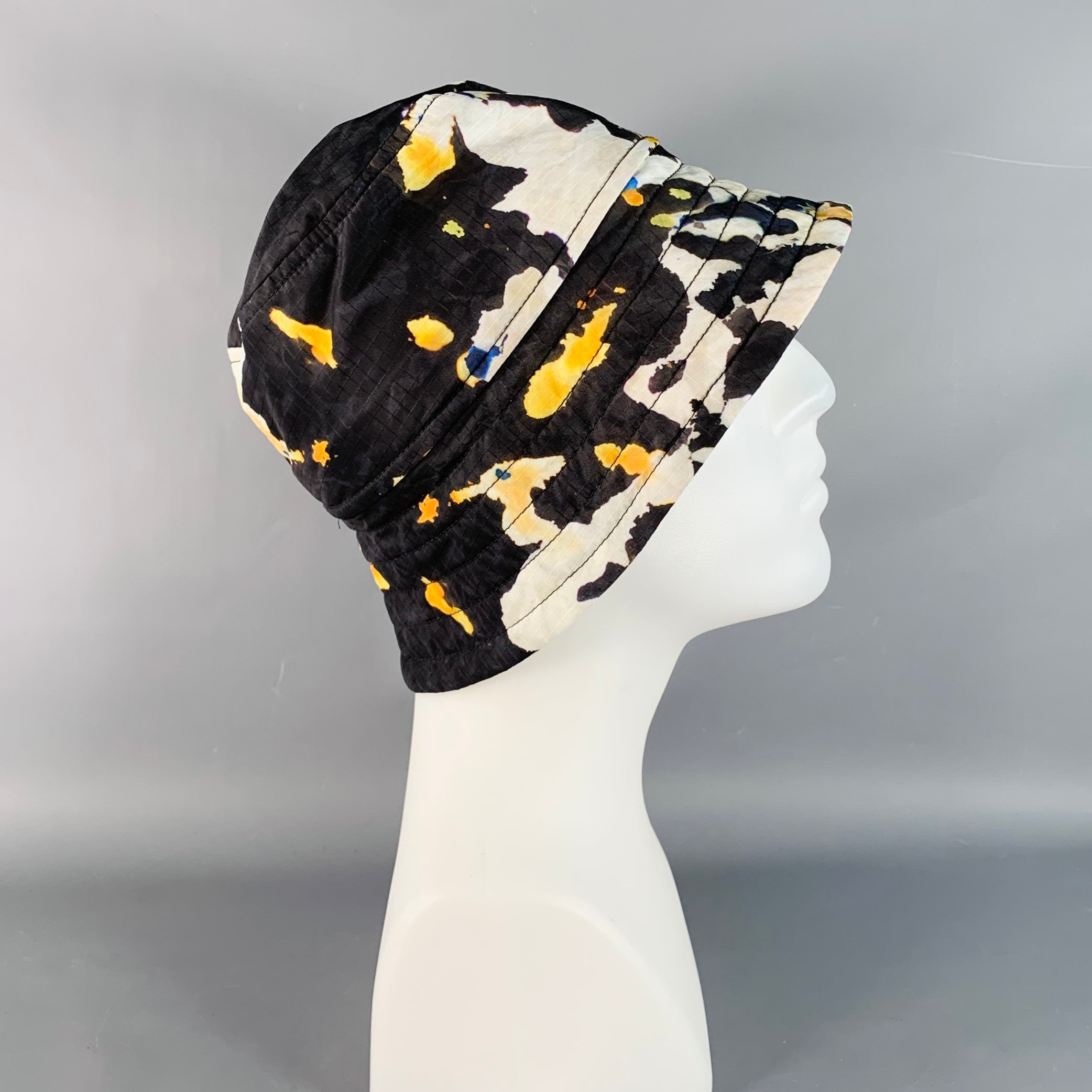 DRIES VAN NOTEN Size S Black Multi Color Splatter Polyamide Bucket
