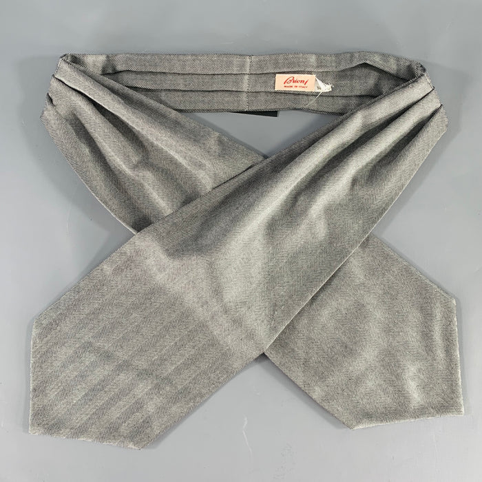BRIONI Grey Black Herringbone Cashmere Silk Ascot