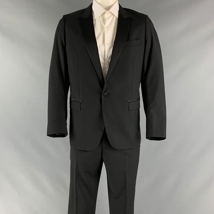 LANVIN Size 46 Black Solid Wool Mohair Peak Lapel Tuxedo