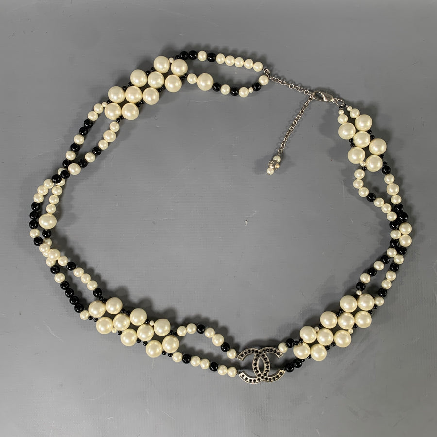 CHANEL Black White Two Tone Faux Pearl Belt
