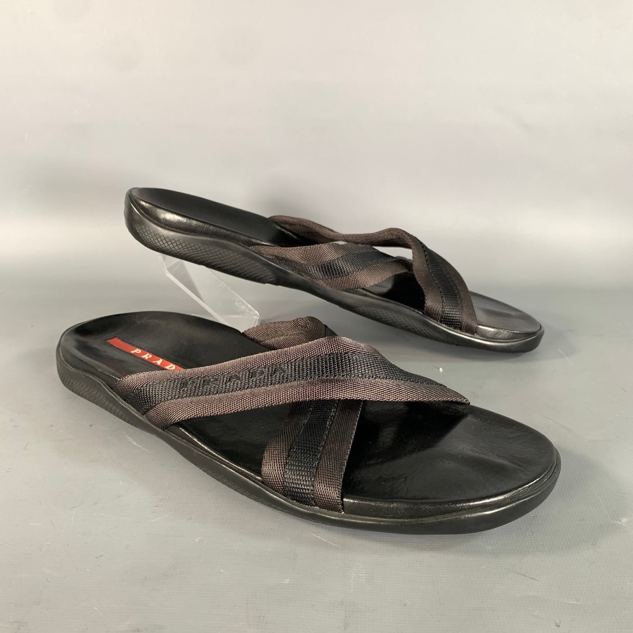 PRADA Size 10 Black Mixed Fabrics Leather Canvas Flip flops  display picture 1