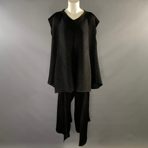 VANITE COUTURE Size One Size Black Polyester & Spandex Pleated Set