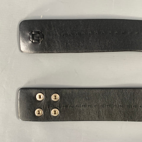LOUIS VUITTON Waist Size 26 Black Leather Belt
