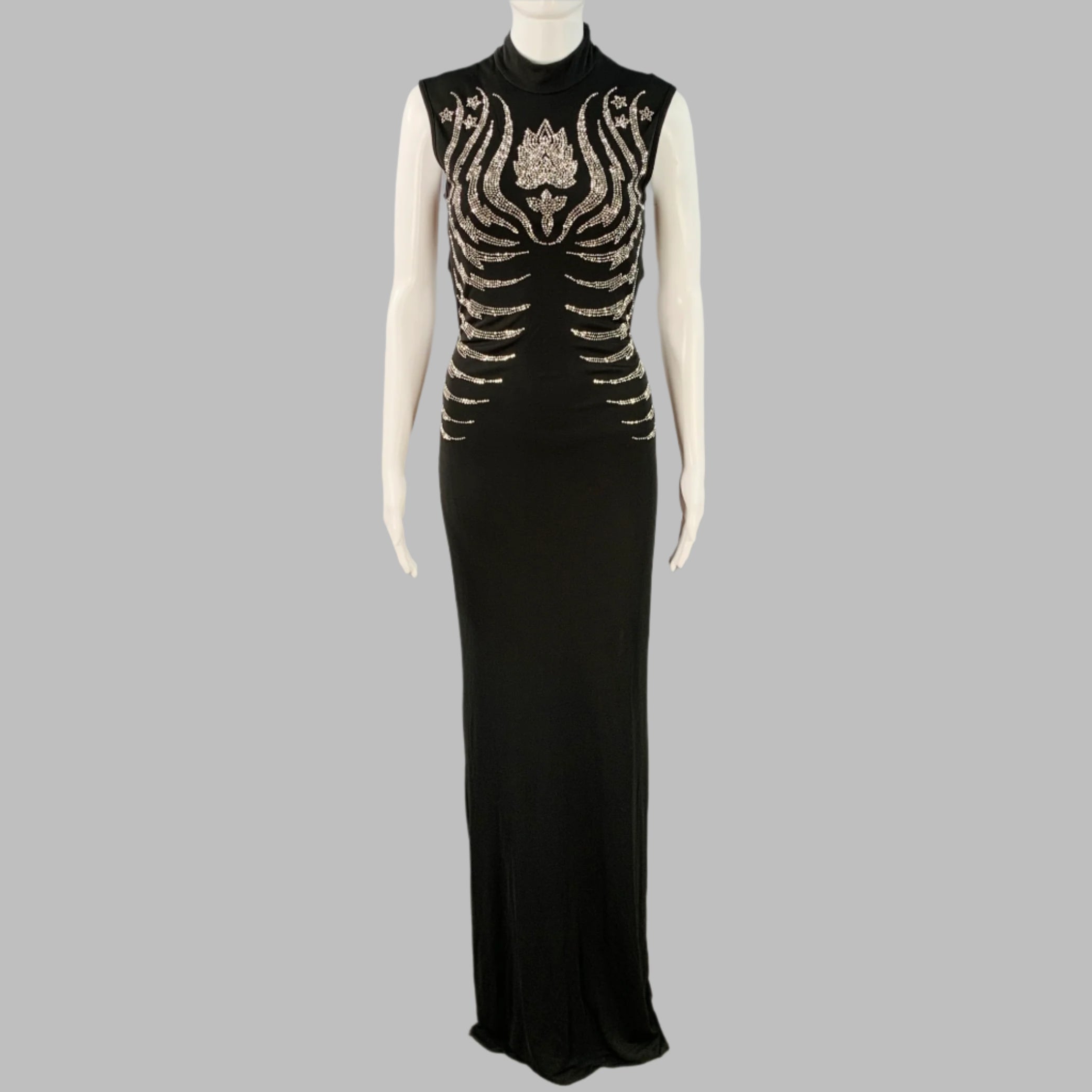 john richmond silver dress Long dress with an essential and refined design John Richmond