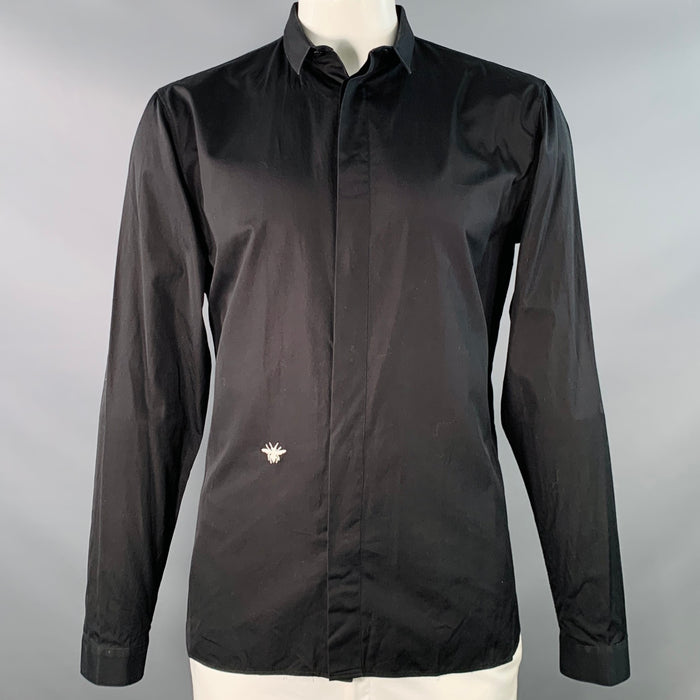 DIOR HOMME Taille L Chemise à manches longues en coton noir brodé avec patte de boutonnage cachée