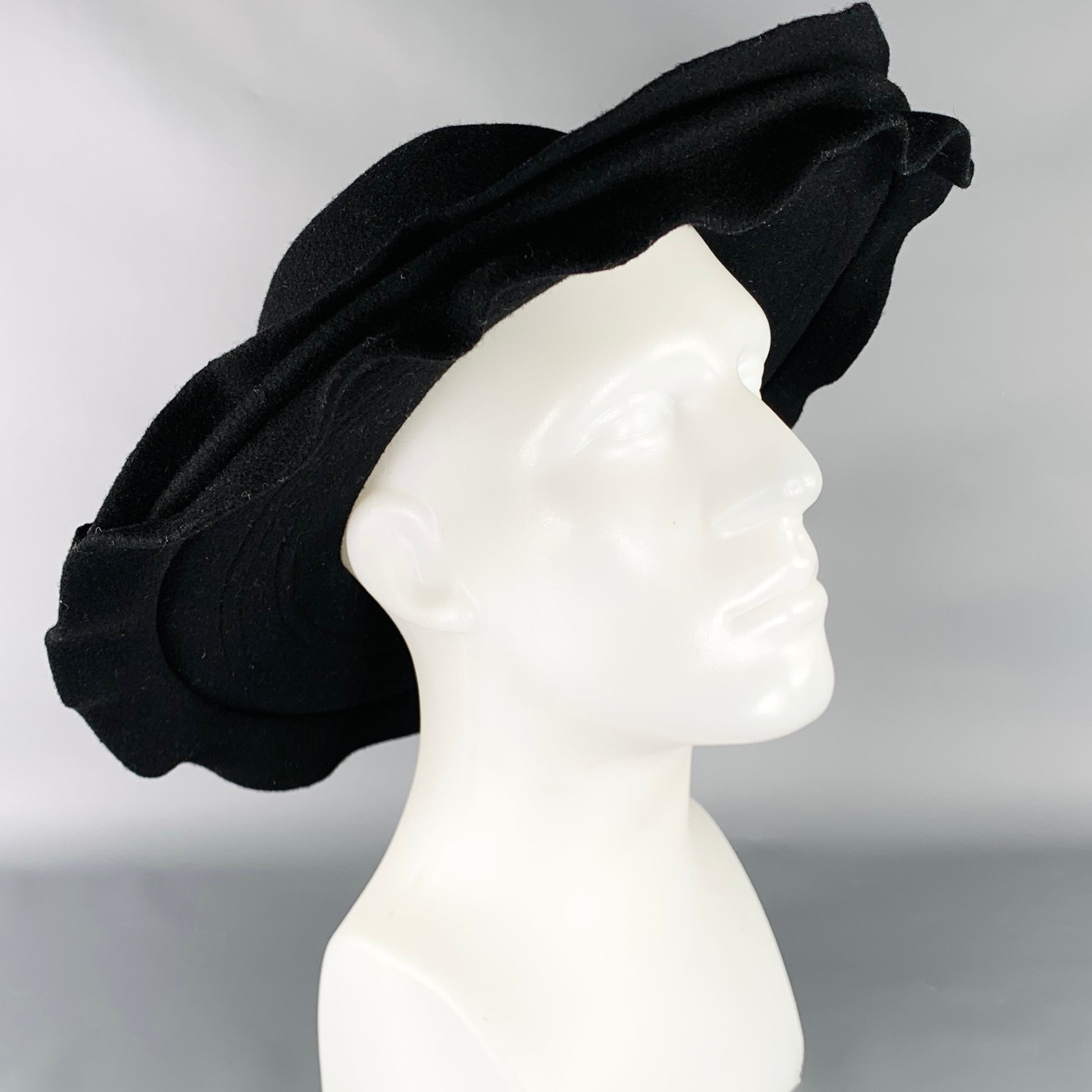 COMME des GARCONS AW18 Size M Black Wool Layered Brim Felt Hat