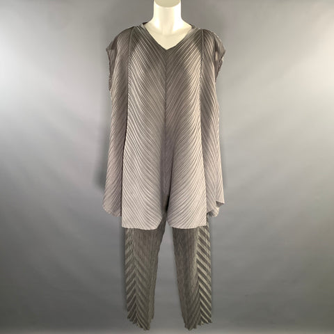 VANITE COUTURE Size One Size Grey Polyester & Spandex Pleated Set