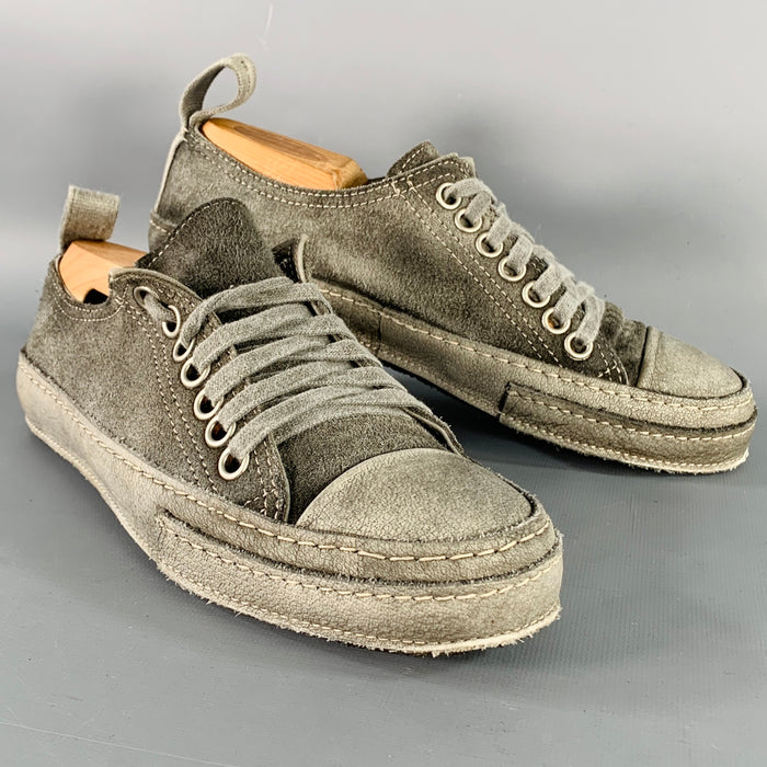 VOLGA VOLGA Size 7 Grey Distressed Suede Low Top Rubber Sole Sneakers