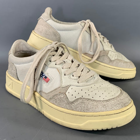 AUTRY Size 9 White Leather Distressed Low Top Sneakers