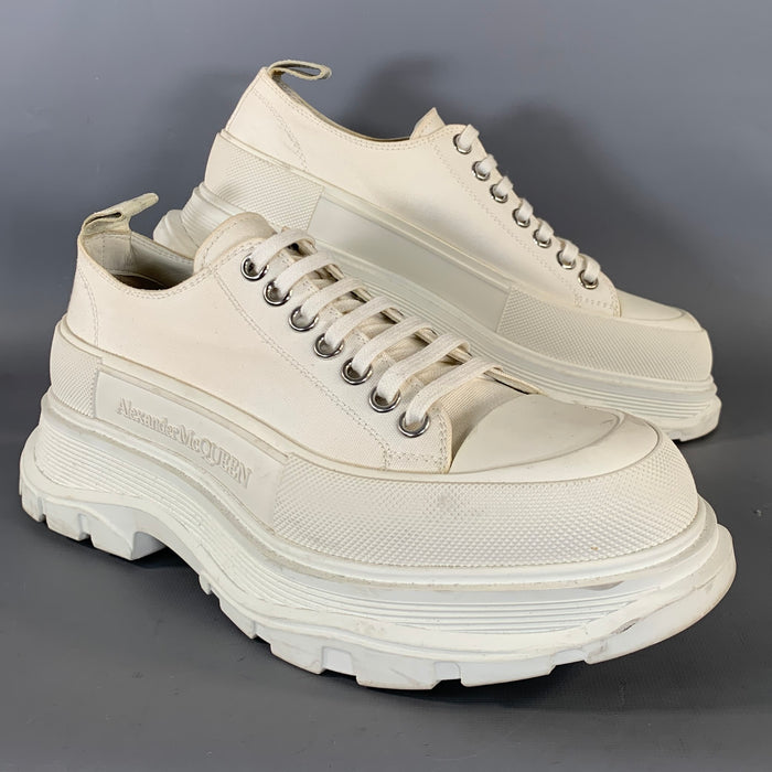 ALEXANDER MCQUEEN Size 8 White Canvas Lace Up Lace Up Shoes