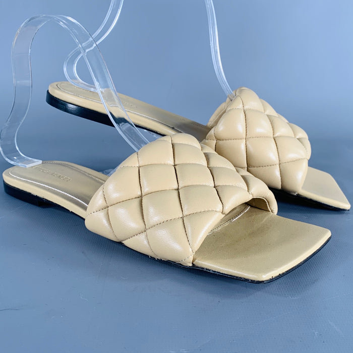 BOTTEGA VENETA Size 10 Tan Leather Padded Quilted Sandals