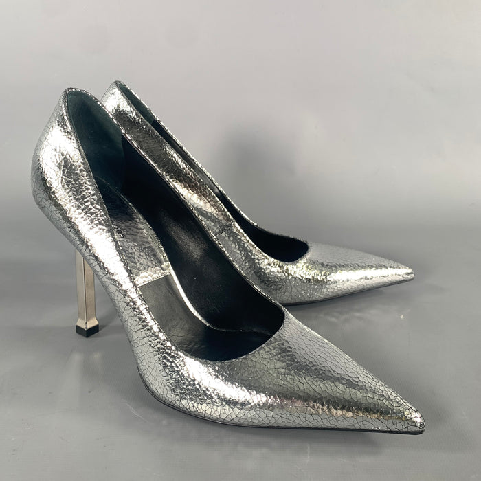 MICHAEL KORS COLLECTION Size 6 Silver Leather Crackled Stiletto Pumps