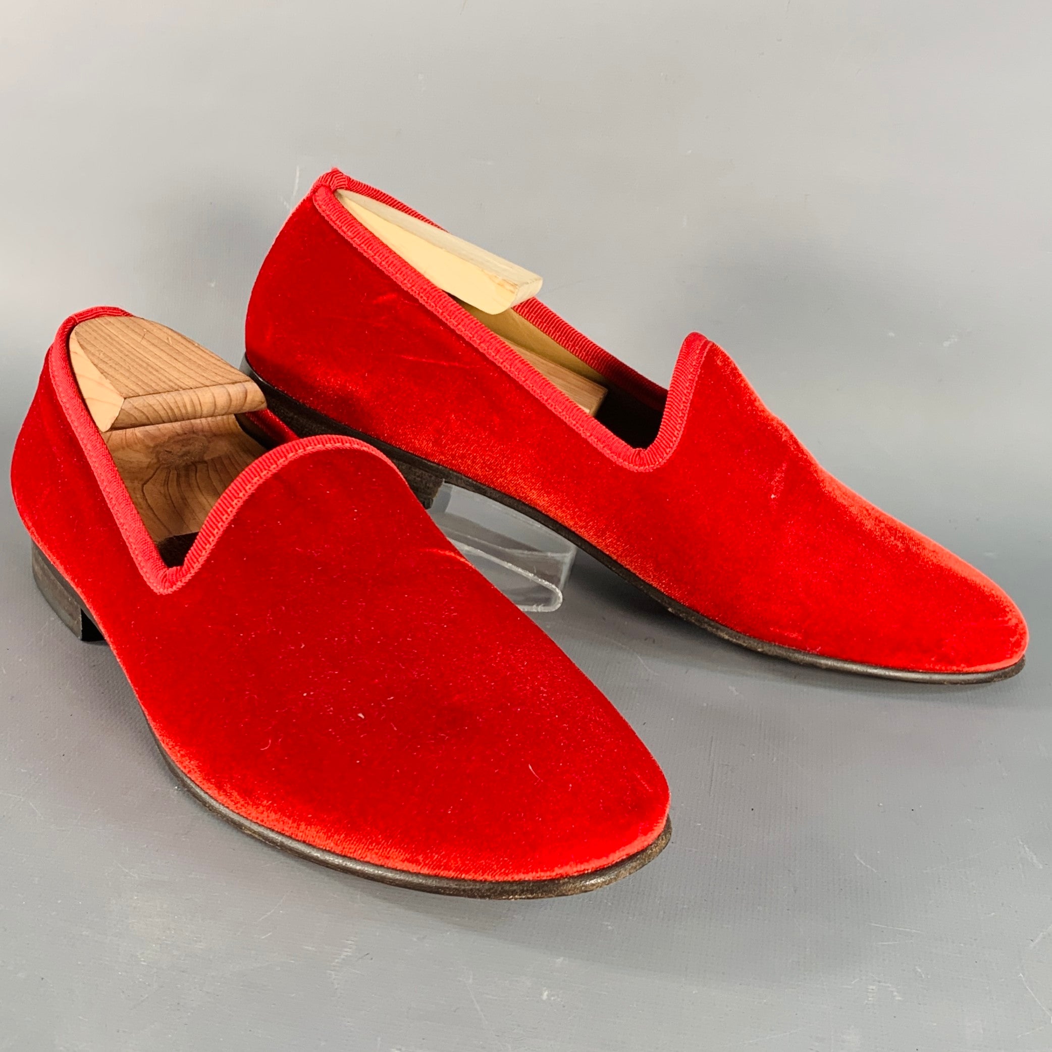 DEL TORO Size 8.5 Red Velvet Grosgrain Trim Slip On Loafers Del Toro | @fits_bydrew shows us 3 ways he wears the velvet  main image 2