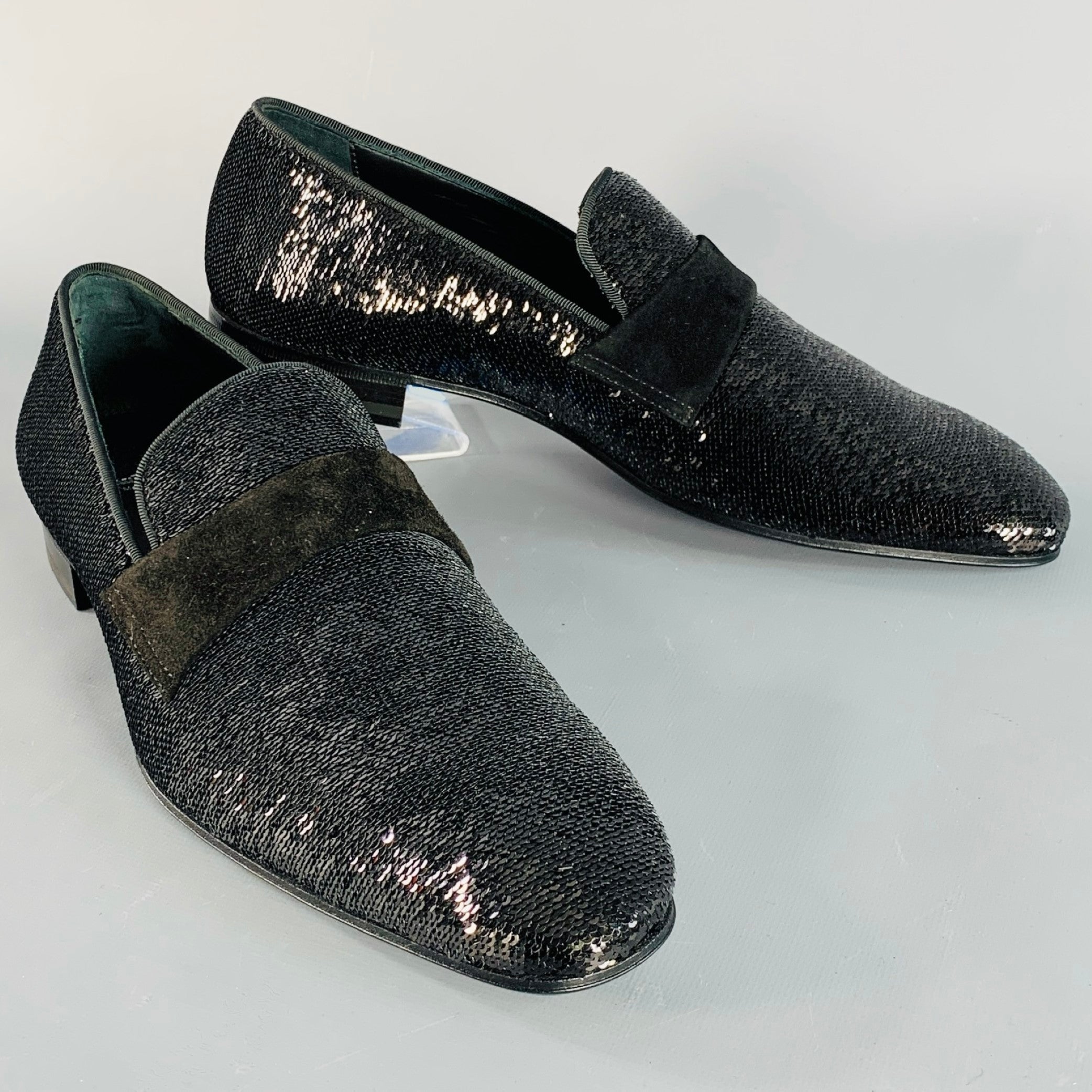 PAUL STUART Size 8.5 Black Sequined Velvet Slip On Loafers Paul Stuart Velvet Loafers - Black Loafers, Shoes - PUT29224  main image 2