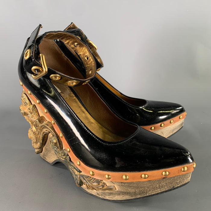MIU MIU Fall 06 Size 8 Black Gold Patent Leather Platform Pumps