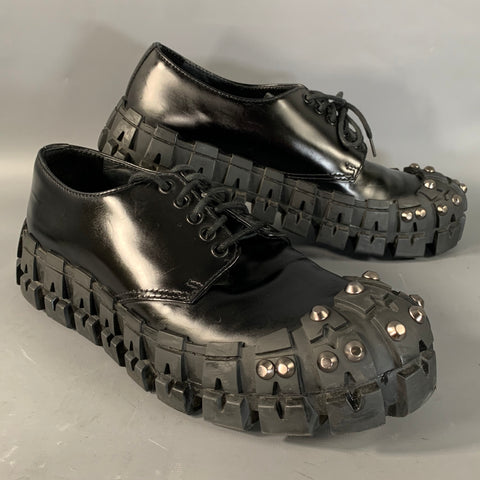 PRADA FW2019 Size 9 Black Gunmetal Studded Leather Cap Toe Lace Up Shoes