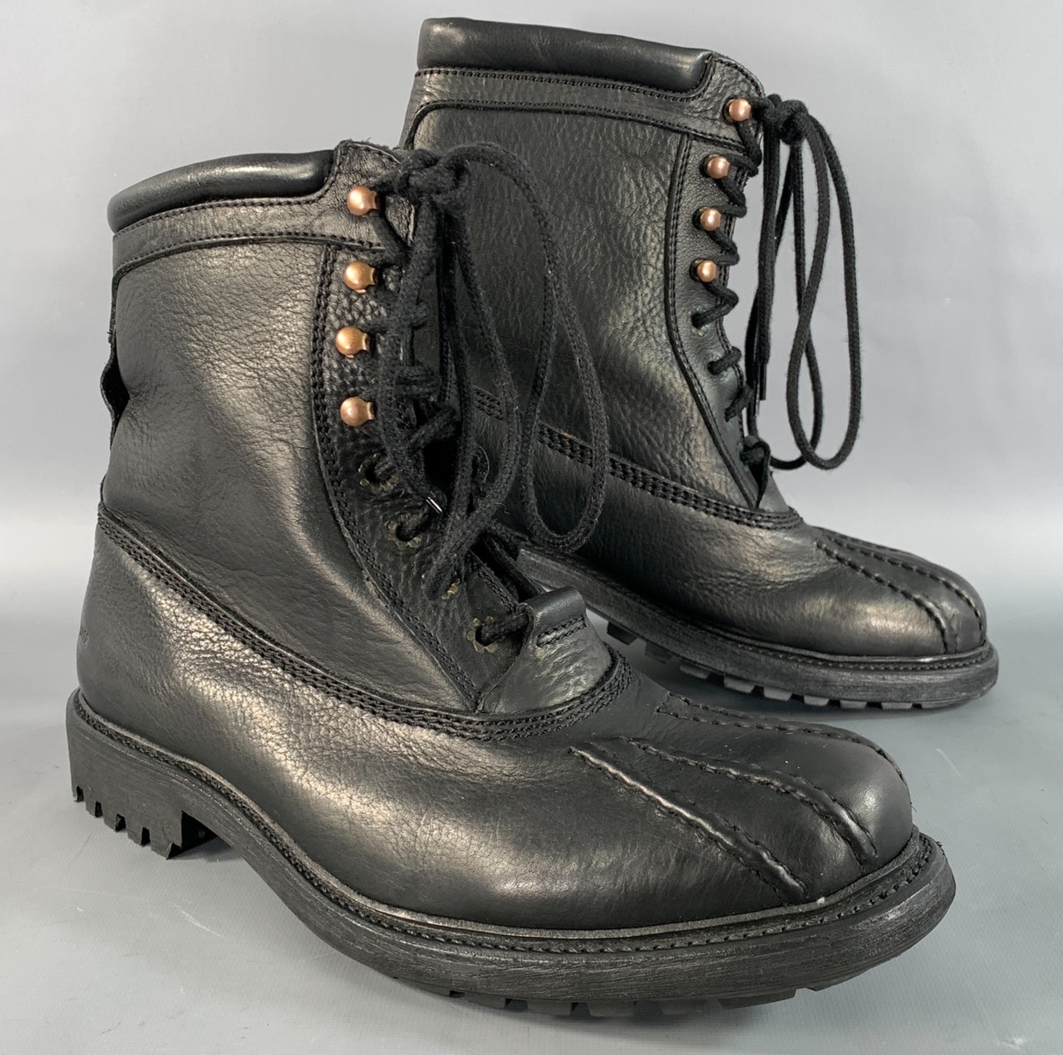TED BAKER Size 11 Black Solid Leather Comando Sole Boots  display picture 1