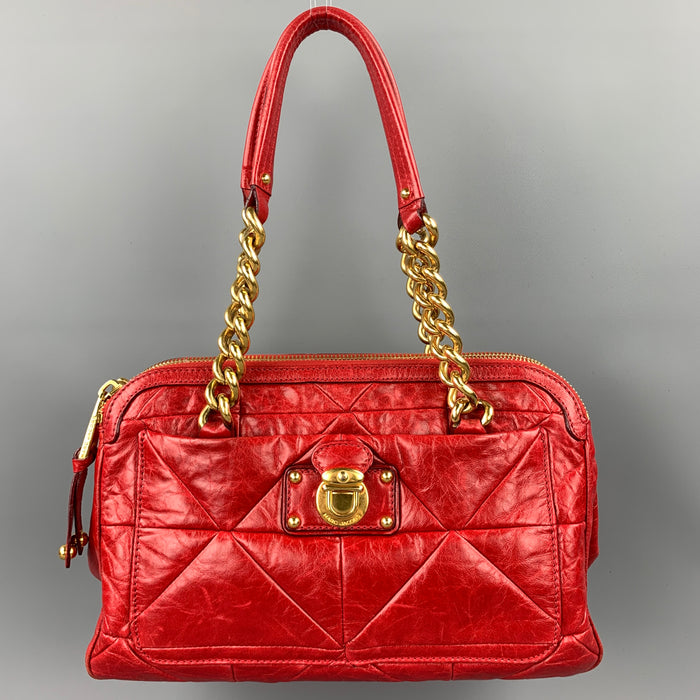 MARC JACOBS Bolso de mano con asas superiores de eslabones de cadena de cuero acolchado rojo