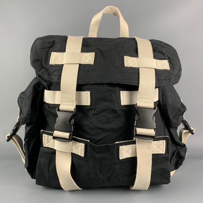 MARC by MARC JACOBS Mochila de lona con estampado gráfico en blanco y negro