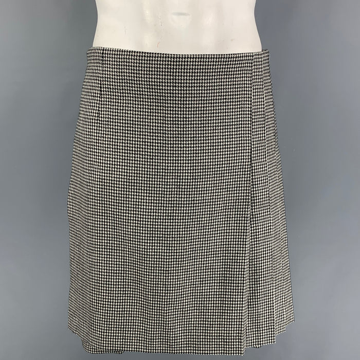 COMME des GARCONS BLACK Size L Black White Houndstooth Wool Pleated Skirt Shorts