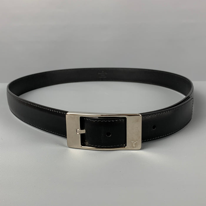 LOUIS VUITTON Size 40 Black Leather Belt