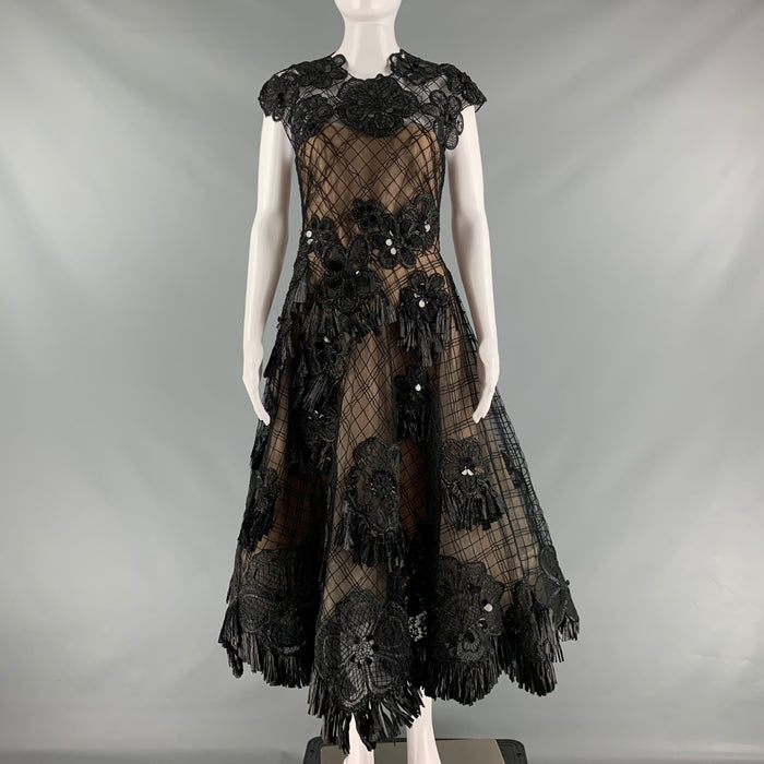 OSCAR DE LA RENTA Size 4 Black Nude Polyamide Embroidered Cocktail Dress