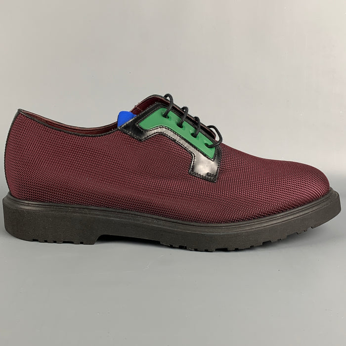 PAUL SMITH Talla 9 Zapatos con cordones de tela texturizada color burdeos con ribete verde