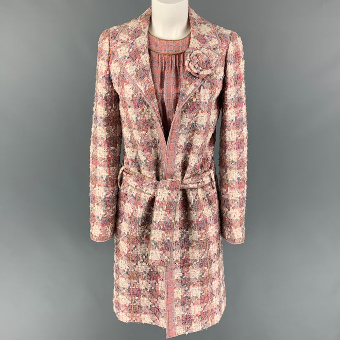 CHANEL B2483 04P Talla 4 Conjunto de 2 piezas de vestido bouclé rosa blanquecino