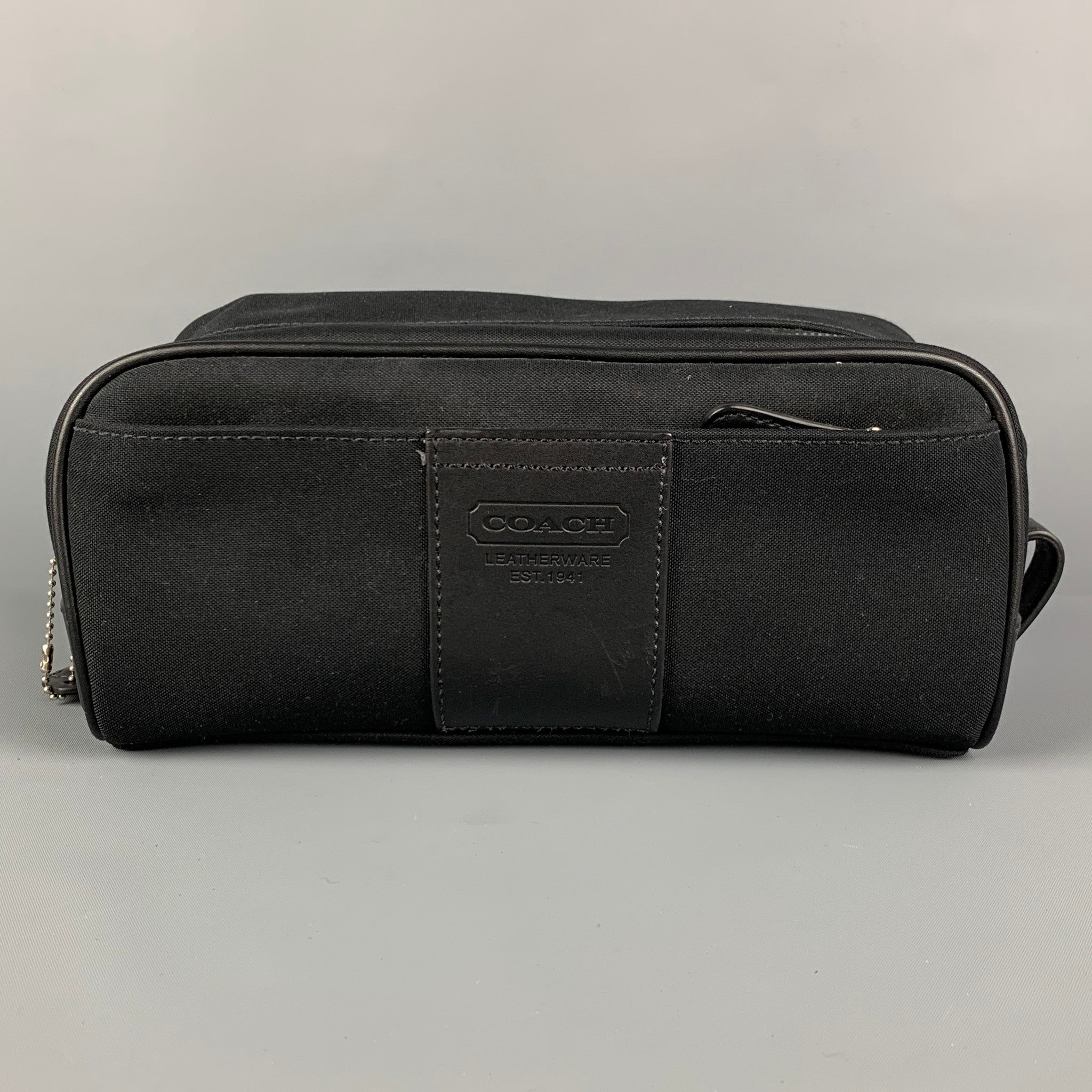 COACH Size One Size Black Canvas Toiletry Bag – Sui Generis Designer Consignment