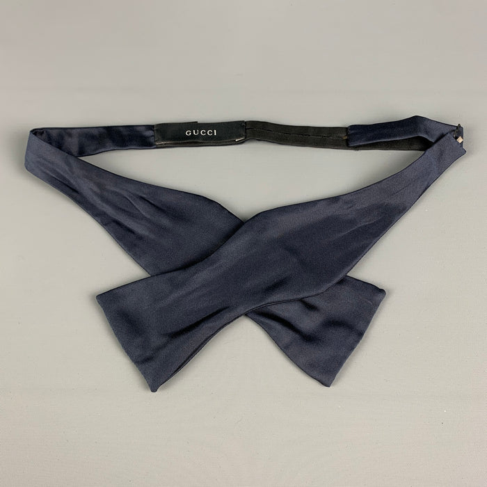 GUCCI Navy Silk Bow Tie