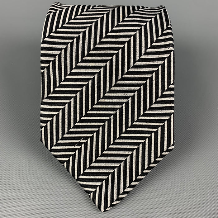BRIONI Black White Herringbone Silk Tie