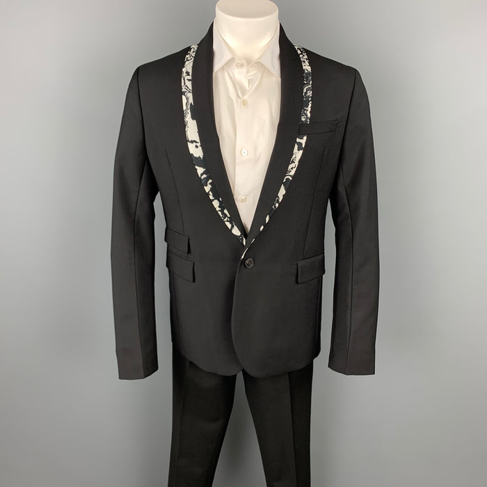MCQ by ALEXANDER MCQUEEN Size 40 Black Wool / Mohair Shawl Collar Sport Coat