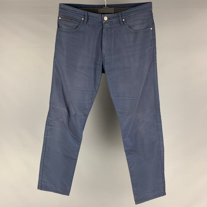 LOUIS VUITTON Talla 32 Pantalones casuales con corte de jean de algodón liso azul marino