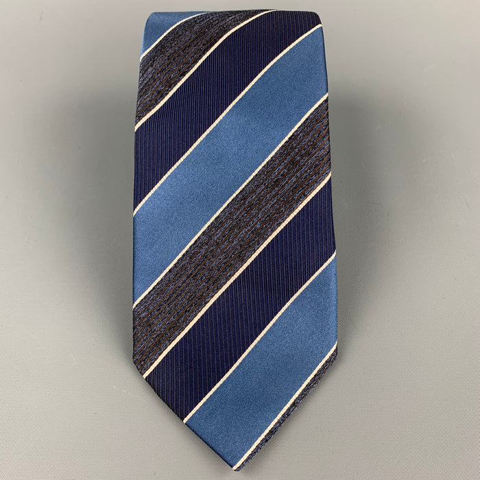 ERMENEGILDO ZEGNA Navy & Blue Diagonal Stripe Silk Tie