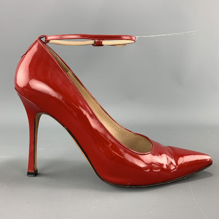 MANOLO BLAHNIK Size 7 Red Patent Leather Ankle Strap Pointed Pumps