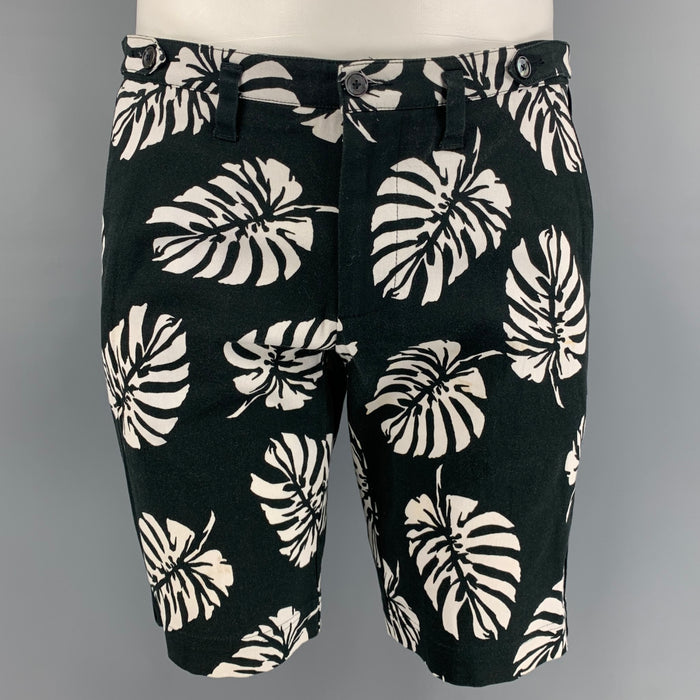 DOLCE & GABBANA Talla 32 Pantalones cortos con lengüetas laterales de algodón con estampado de hojas en blanco y negro