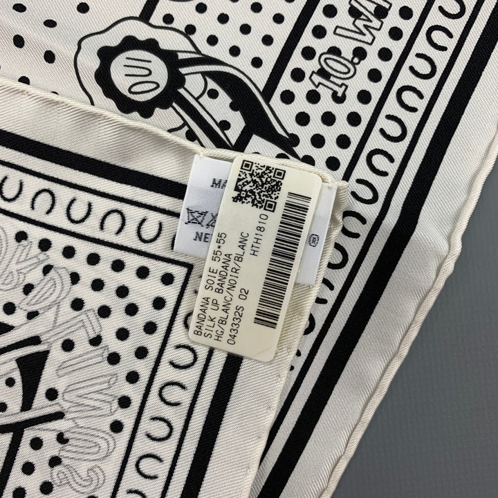 HERMES Hot to Trot Bufanda bandana de sarga de seda blanca y negra