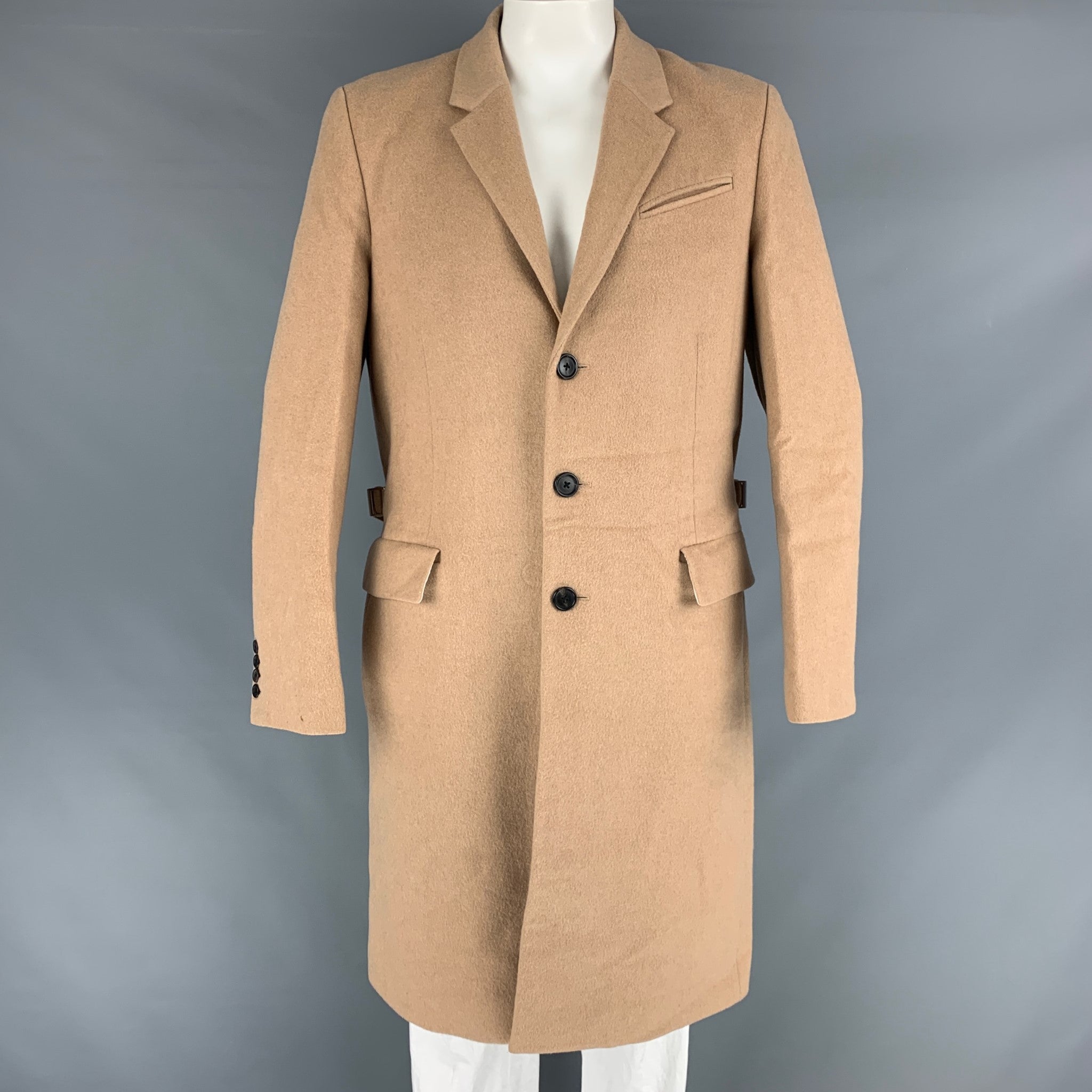 Trench coat Louis Vuitton Yellow size L International in Cotton