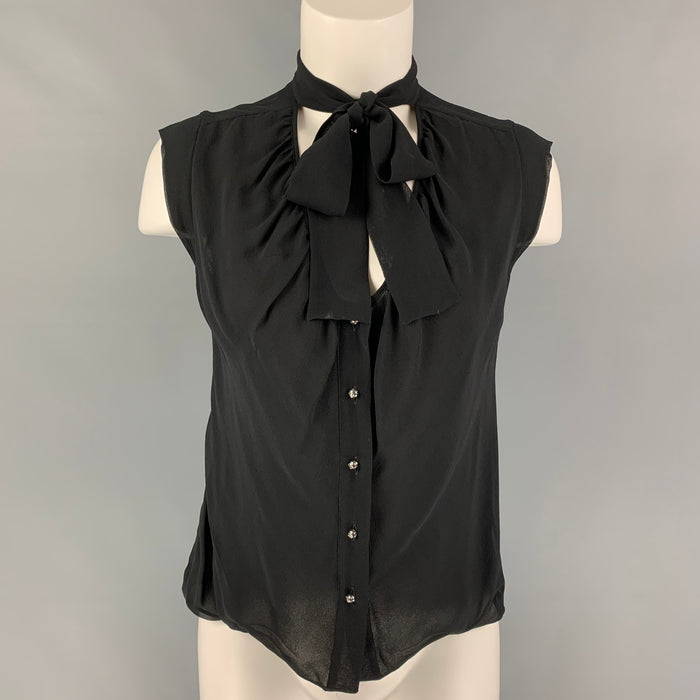 CHANEL 94305 04P Size 4 Black Silk Sleeveless Blouse
