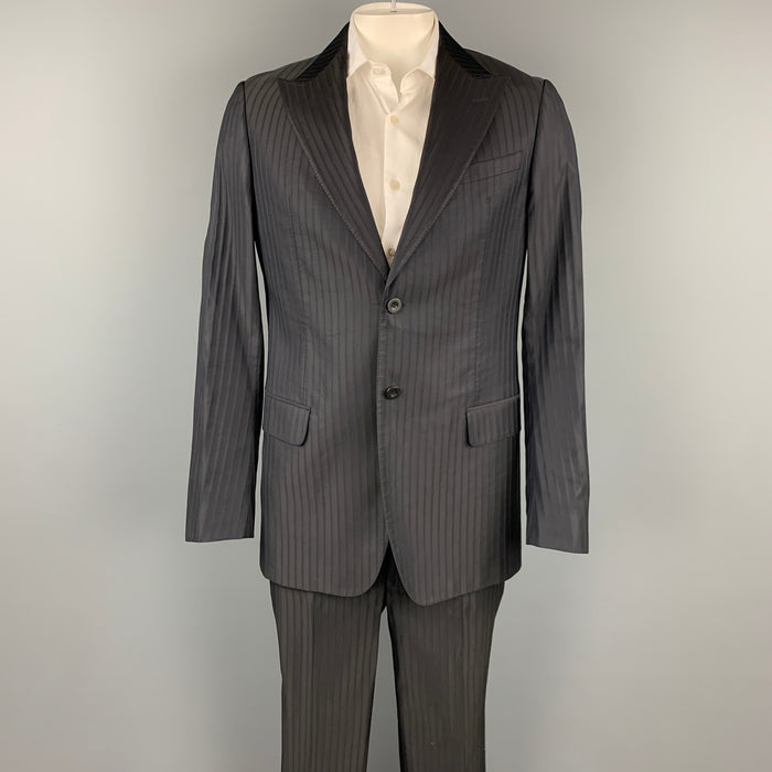 ARMANI COLLEZIONI Size 44 Long Black on Black Stripe Wool Blend Peak Lapel Suit