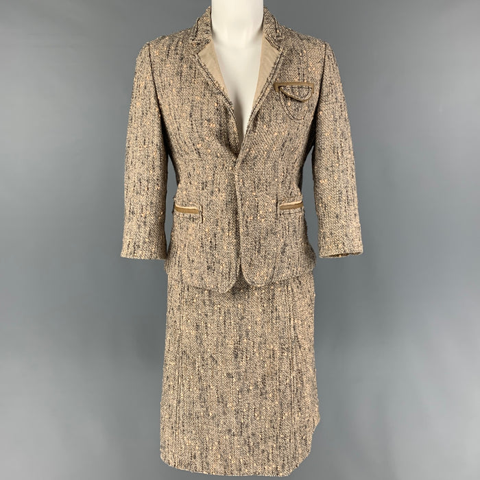 PRADA Size 4 Light Gray Beige Textured Single Button Skirt Suit