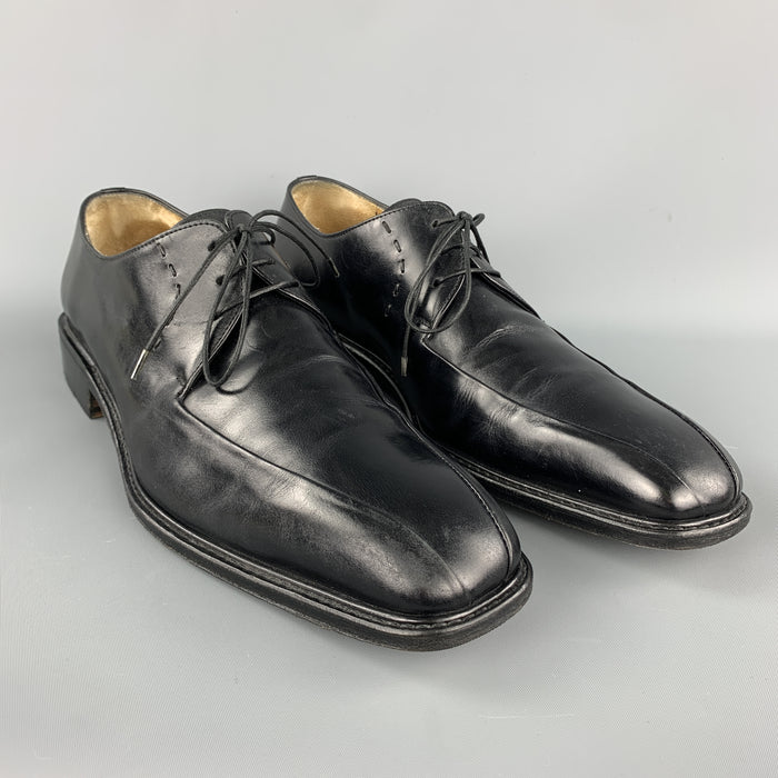 SALVATORE FERRAGAMO Size 10 Black Solid Leather Lace Up Shoes