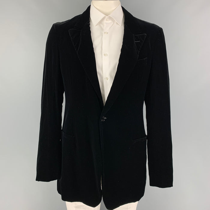 GIORGIO ARMANI Size 46 Long Black Velvet Rayon Blend Sport Coat