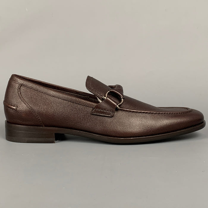 SALVATORE FERRAGAMO Twist Size 8 Dark Brown Pebble Leather Loafers